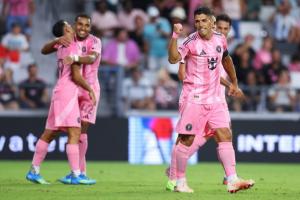 豪取五連勝！邁阿密國際3-2芝加哥火焰 萊萬首秀蘇牙雙響諾沃送禮