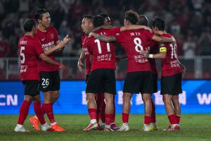 近3輪首勝！鐵人3-1送申花中超3連敗 熱菲尼奧雙響 邦本宜裕傳射