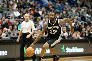 媒體人：球員想通過G聯賽衝擊NBA很難但並非全無可能 參考床墊哥