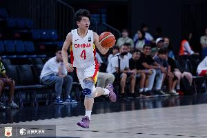 媒體人：何文煒表現不錯 有理由對他傷愈之後大學生涯有更多期待