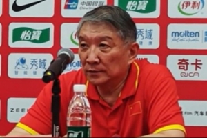 宮魯鳴談陣容輪換：張子宇&王思雨出現傷情 想讓新的球員有些機會